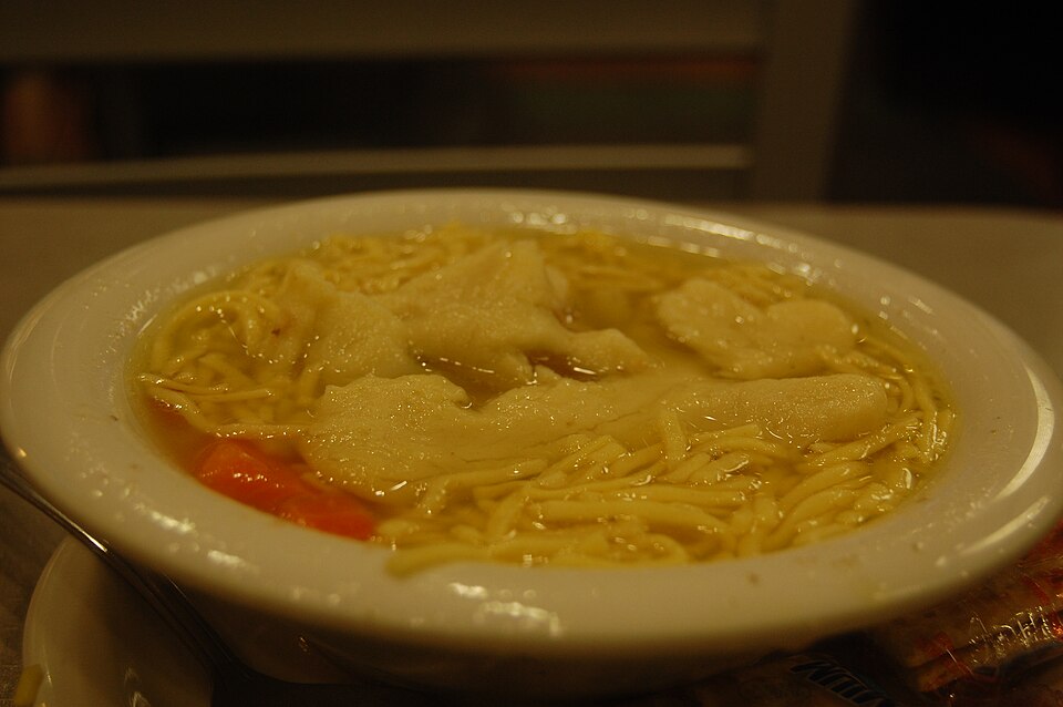 شوربة دجاج بالشعرية
